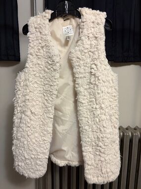 Festival Cream Faux Fur Vest